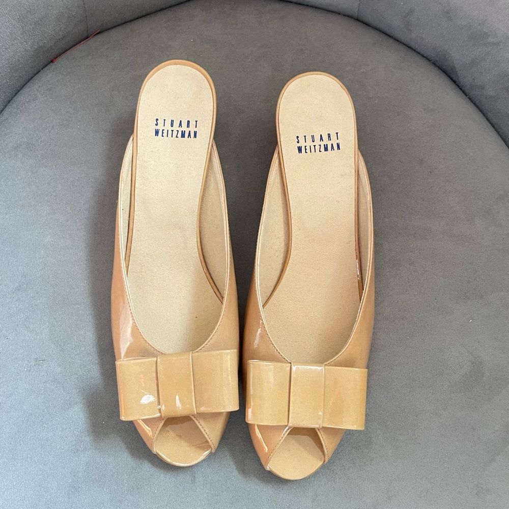 Stuart Weitzman - Picture 2 of 6